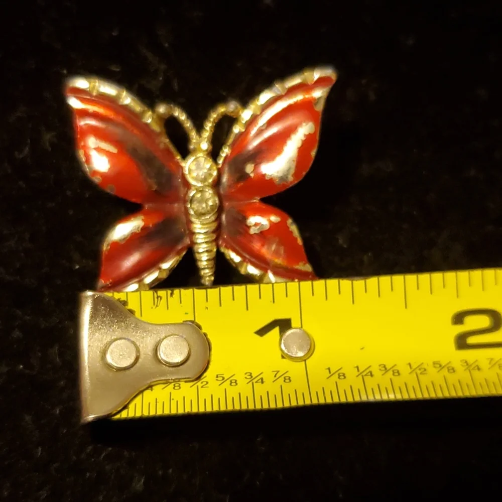 Goldtone and red butterfly pin Damaged
